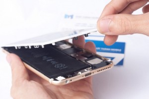 Thay Màn Hình iPhone 8 Plus Và Những Điều Cần Biết
